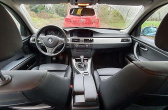 interieur reinigen van de auto