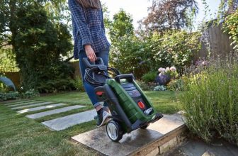 Bosch Universal Aquatak 135 Hogedrukreiniger - op snoer - 1900 W - 135 bar