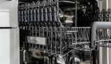 Maakt je vaatwasser niet goed meer schoon? Lees dan deze 5 tips